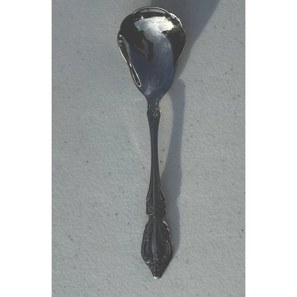 Oneida Raphael Stainless Sugar Shell Spoon 6 in. -  Distriction Deluxe HH  1 pc